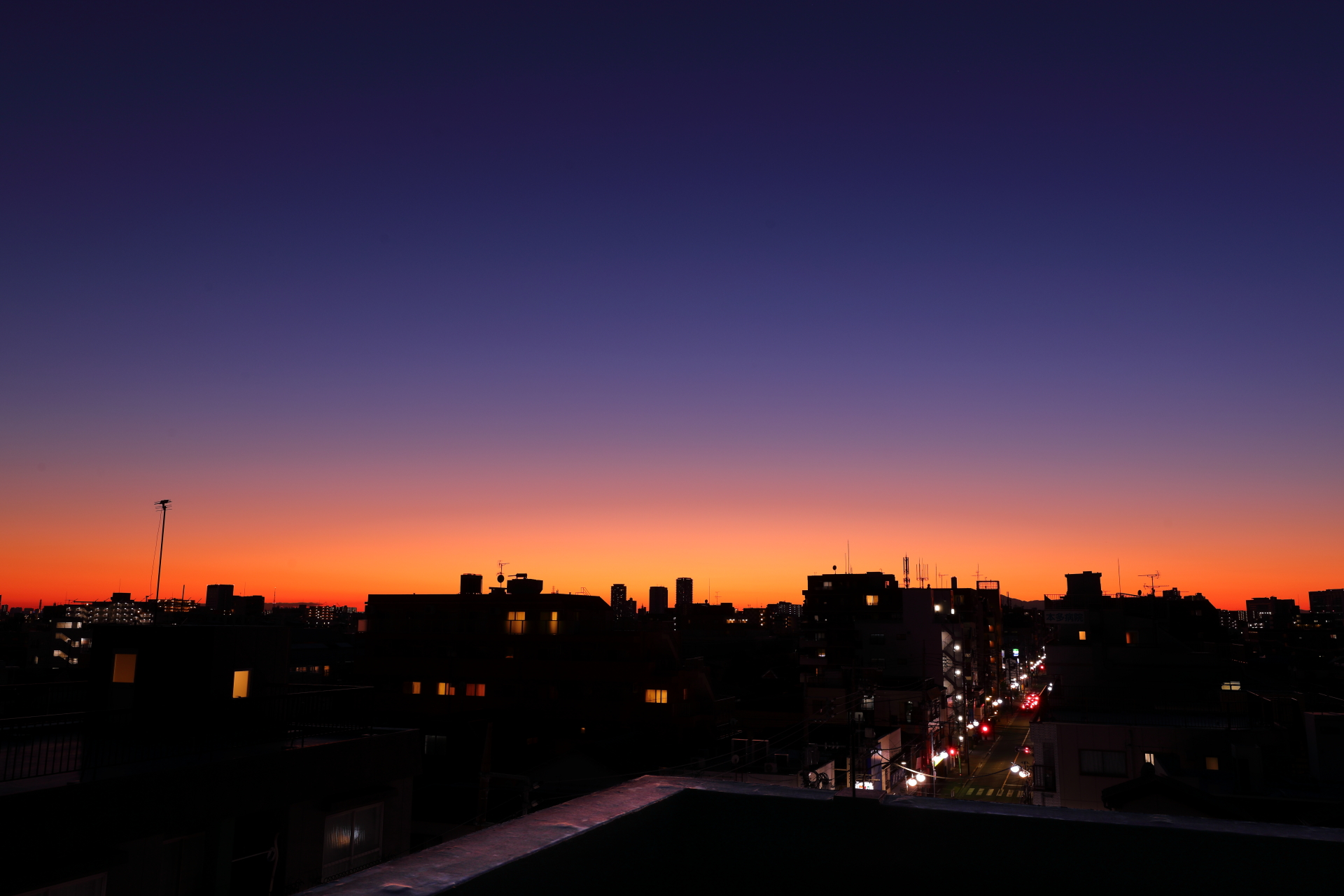 【蓮沼駅2分】日の入り後、夕暮れのグラデーション
