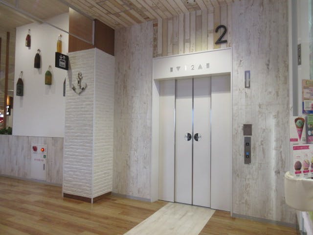 【イオンモール木更津】エレベーター扉