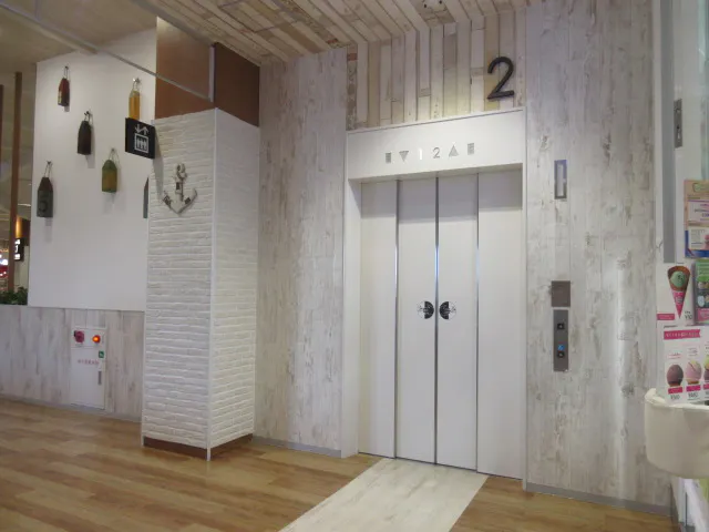 【イオンモール木更津】エレベーター扉