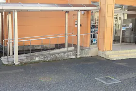 【夢屋富里店】キッチンカーやプロモーション等に最適なアミューズメント施設のイベントスペース