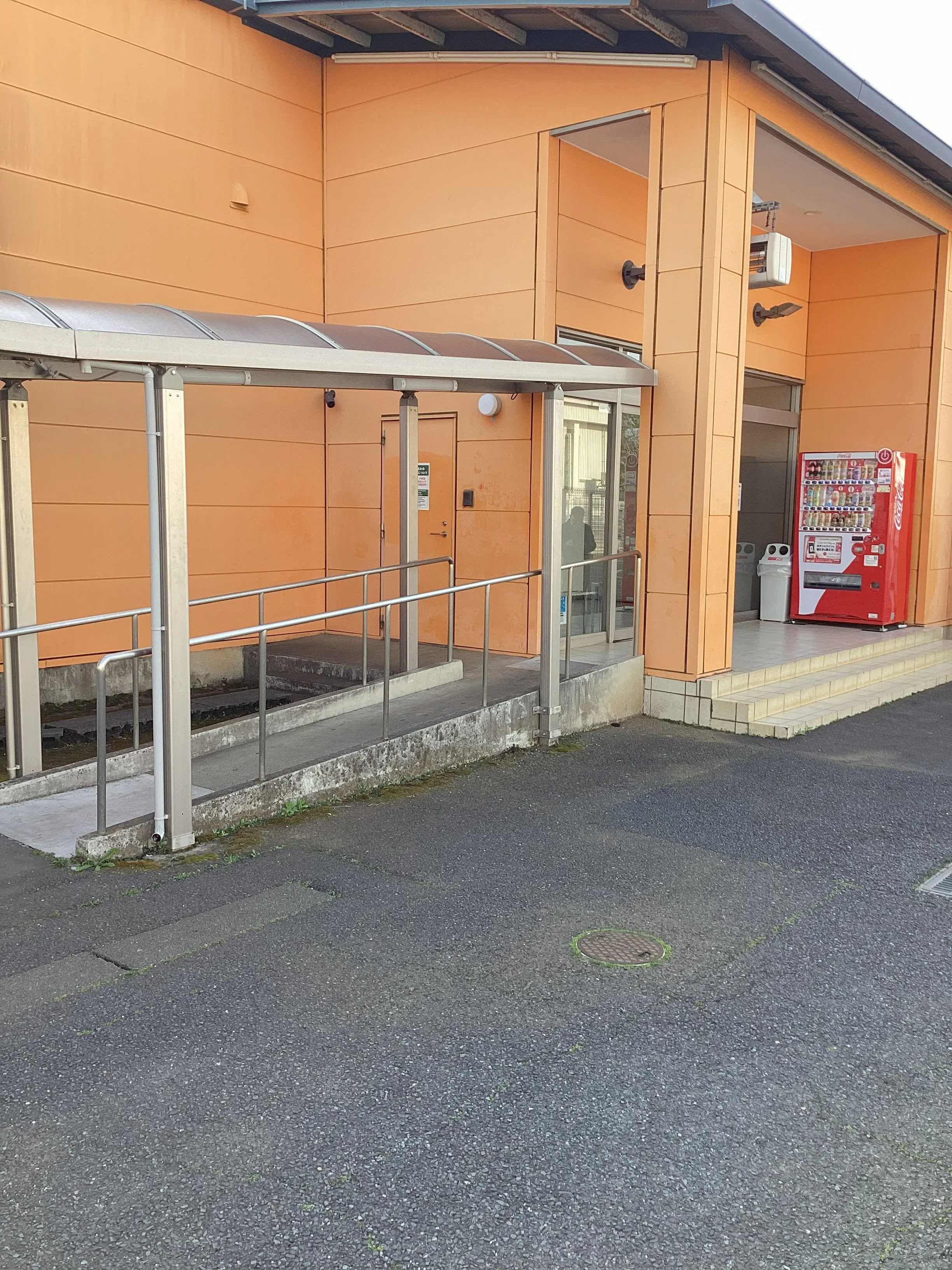 【夢屋富里店】キッチンカーやプロモーション等に最適なアミューズメント施設のイベントスペース
