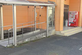 【夢屋富里店】キッチンカーやプロモーション等に最適なアミューズメント施設のイベントスペース