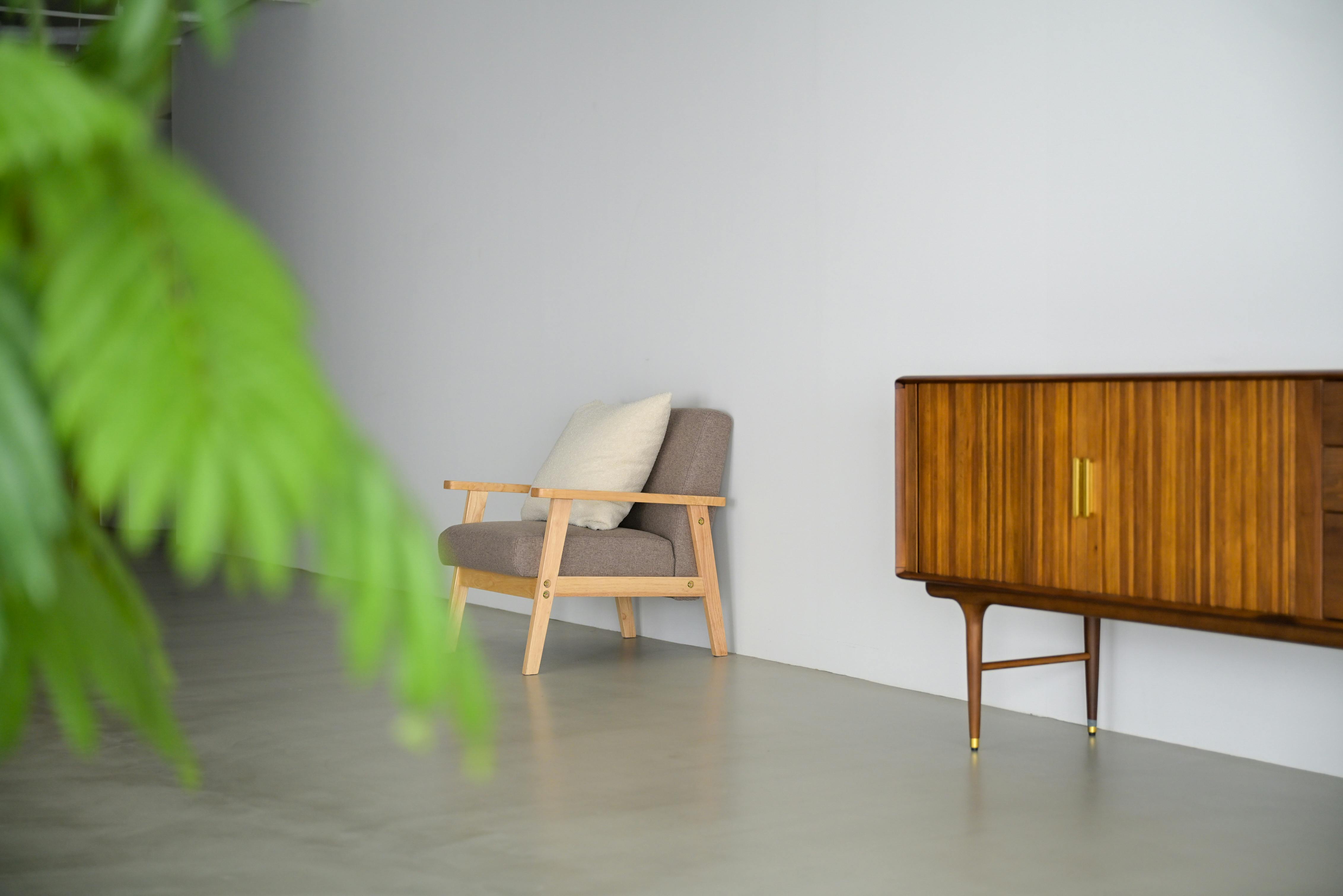 【青物横丁駅2分】展示会や撮影に最適な白壁と自然光に包まれたクリーンな空間が特徴なレンタルスペース