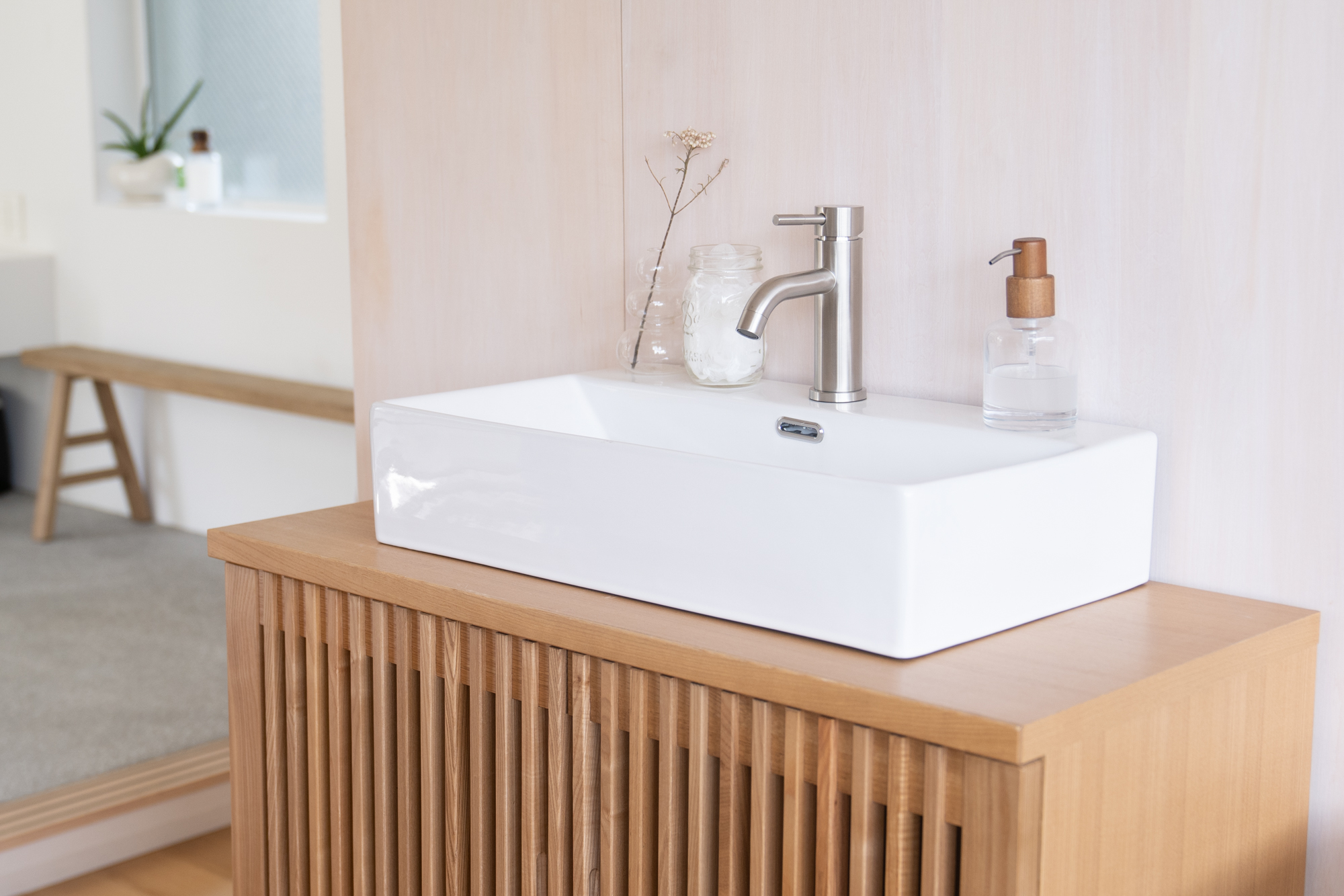 【自由が丘駅12分】撮影や展示会に適したバスタブが特徴な家具や小物が豊富なスタジオ