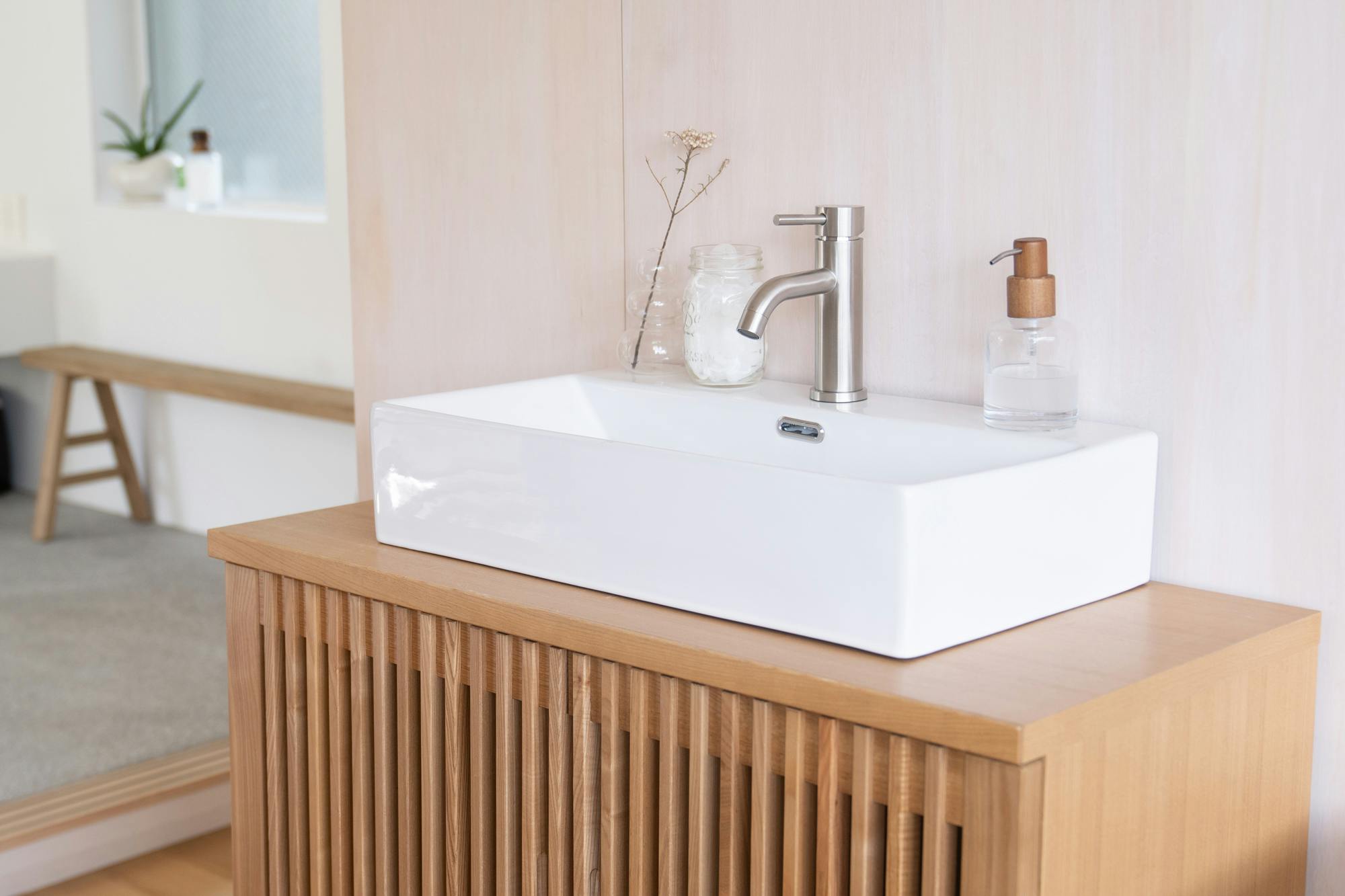 【自由が丘駅12分】撮影や展示会に適したバスタブが特徴な家具や小物が豊富なスタジオ