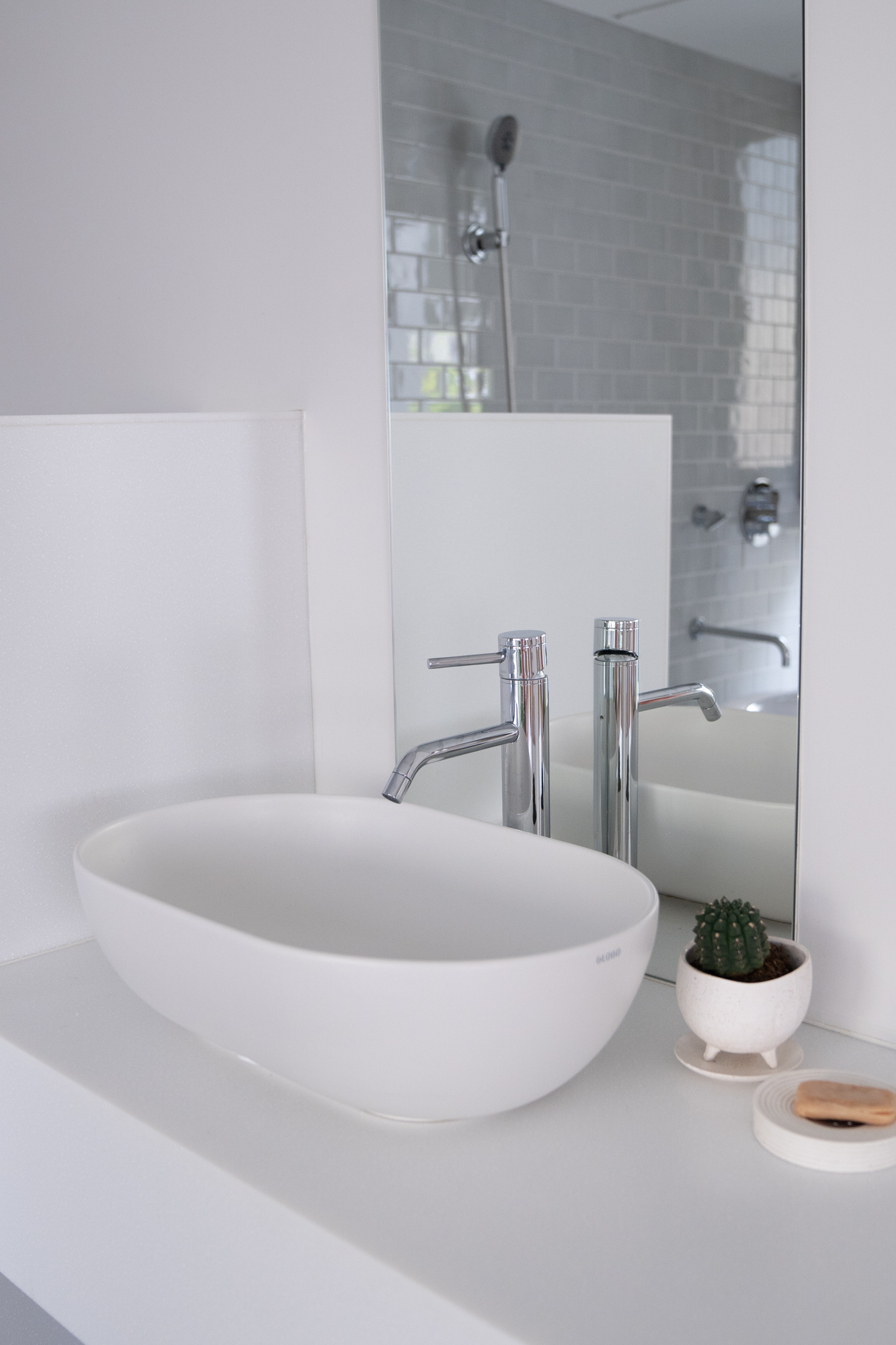 【自由が丘駅12分】撮影や展示会に適したバスタブが特徴な家具や小物が豊富なスタジオ