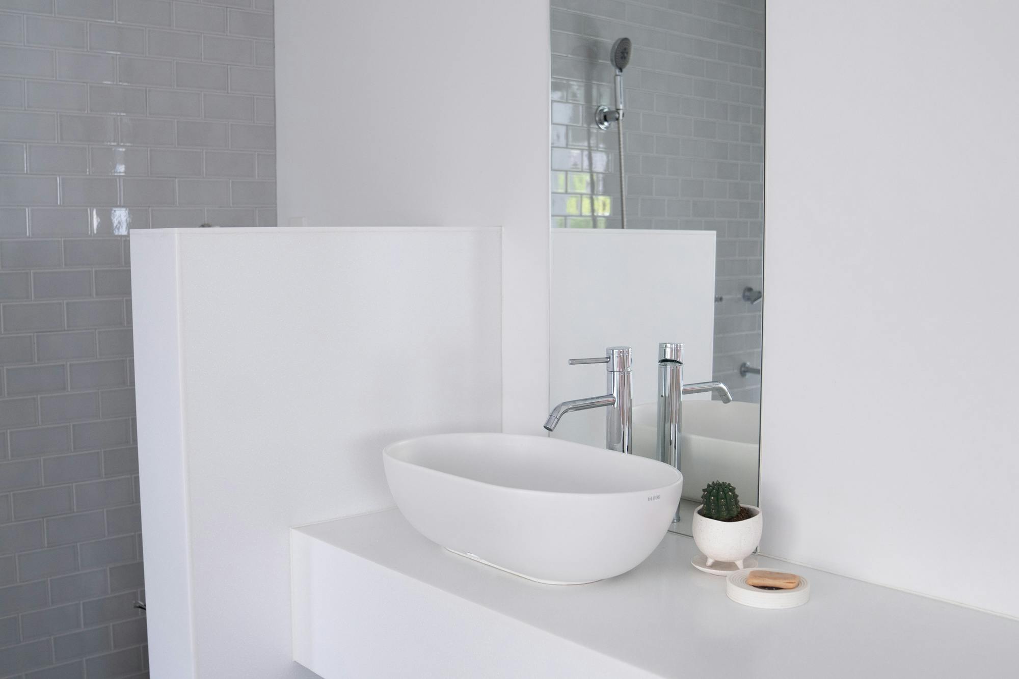 【自由が丘駅12分】撮影や展示会に適したバスタブが特徴な家具や小物が豊富なスタジオ