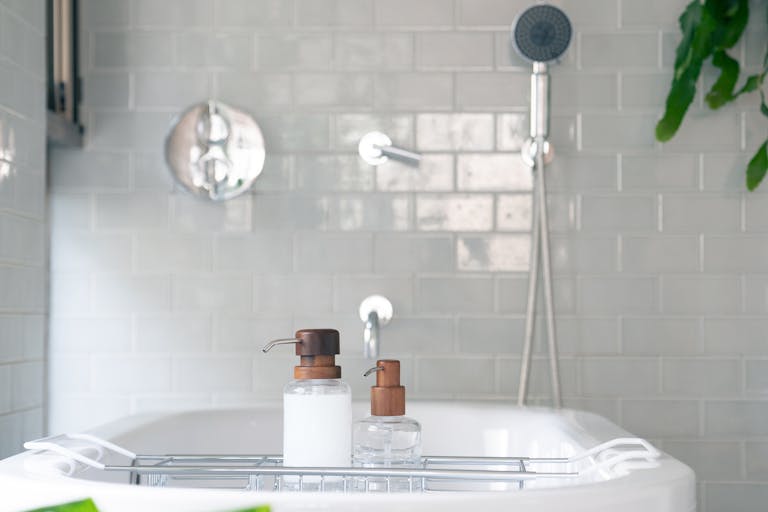 【自由が丘駅12分】撮影や展示会に適したバスタブが特徴な家具や小物が豊富なスタジオの画像19