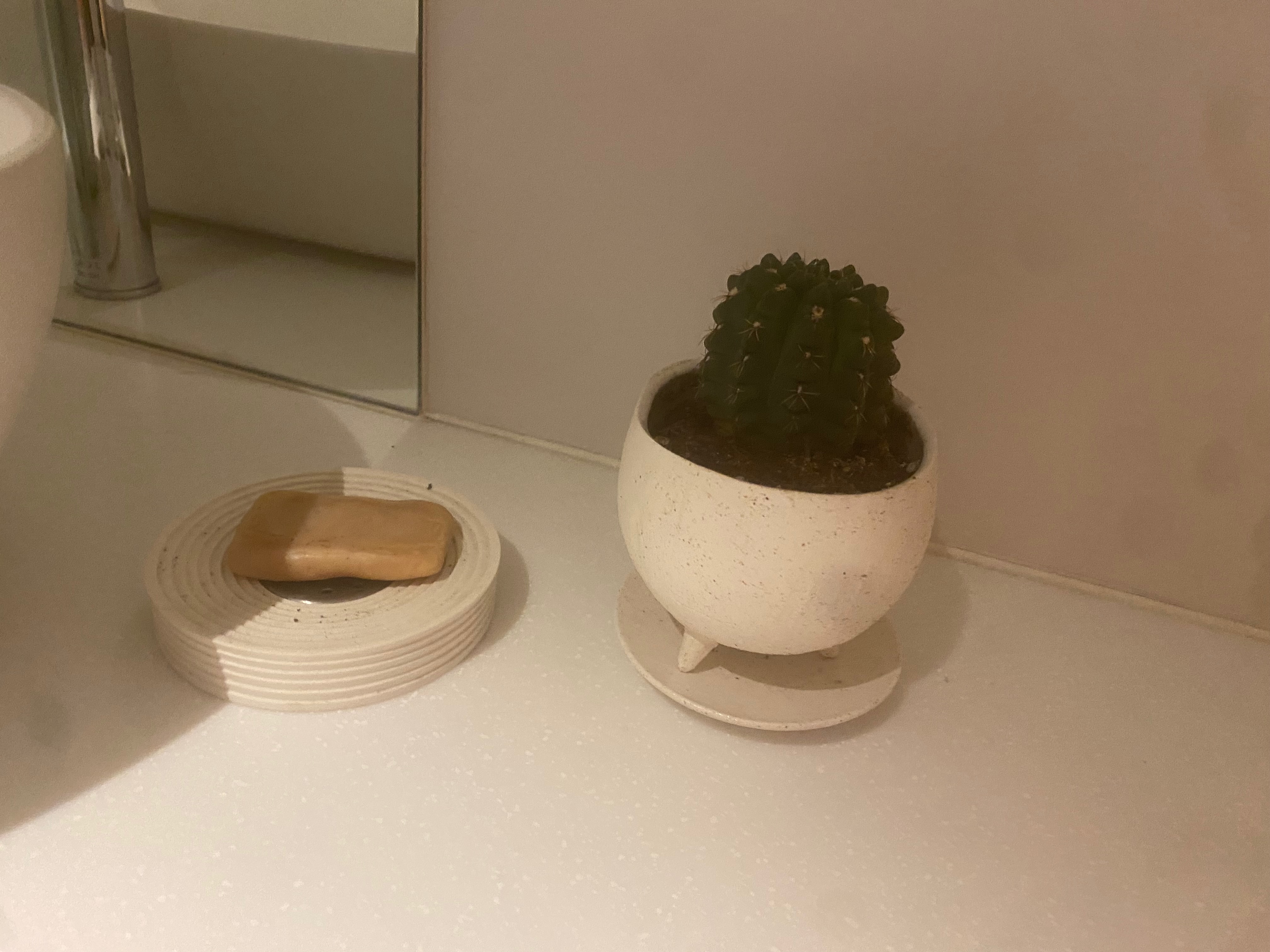 【自由が丘駅12分】撮影や展示会に適したバスタブが特徴な家具や小物が豊富なスタジオ