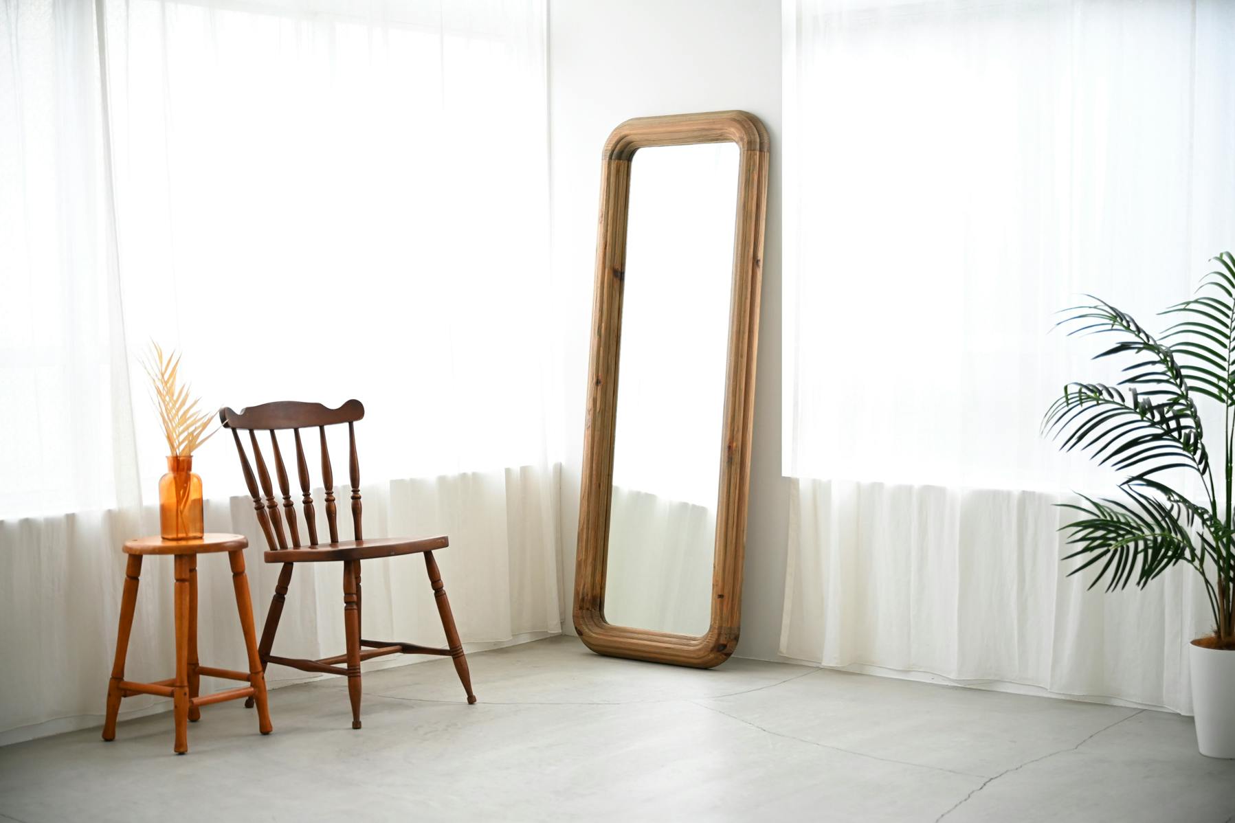 【駒場東大前駅10分】アパレル撮影等に最適なモルタルとウッドのバリエーションが撮れる自然光スタジオ