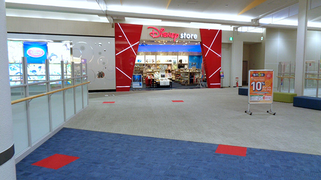 【イオンモール大高*】3F ディズニーストア前
