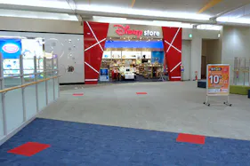【イオンモール大高*】3F ディズニーストア前