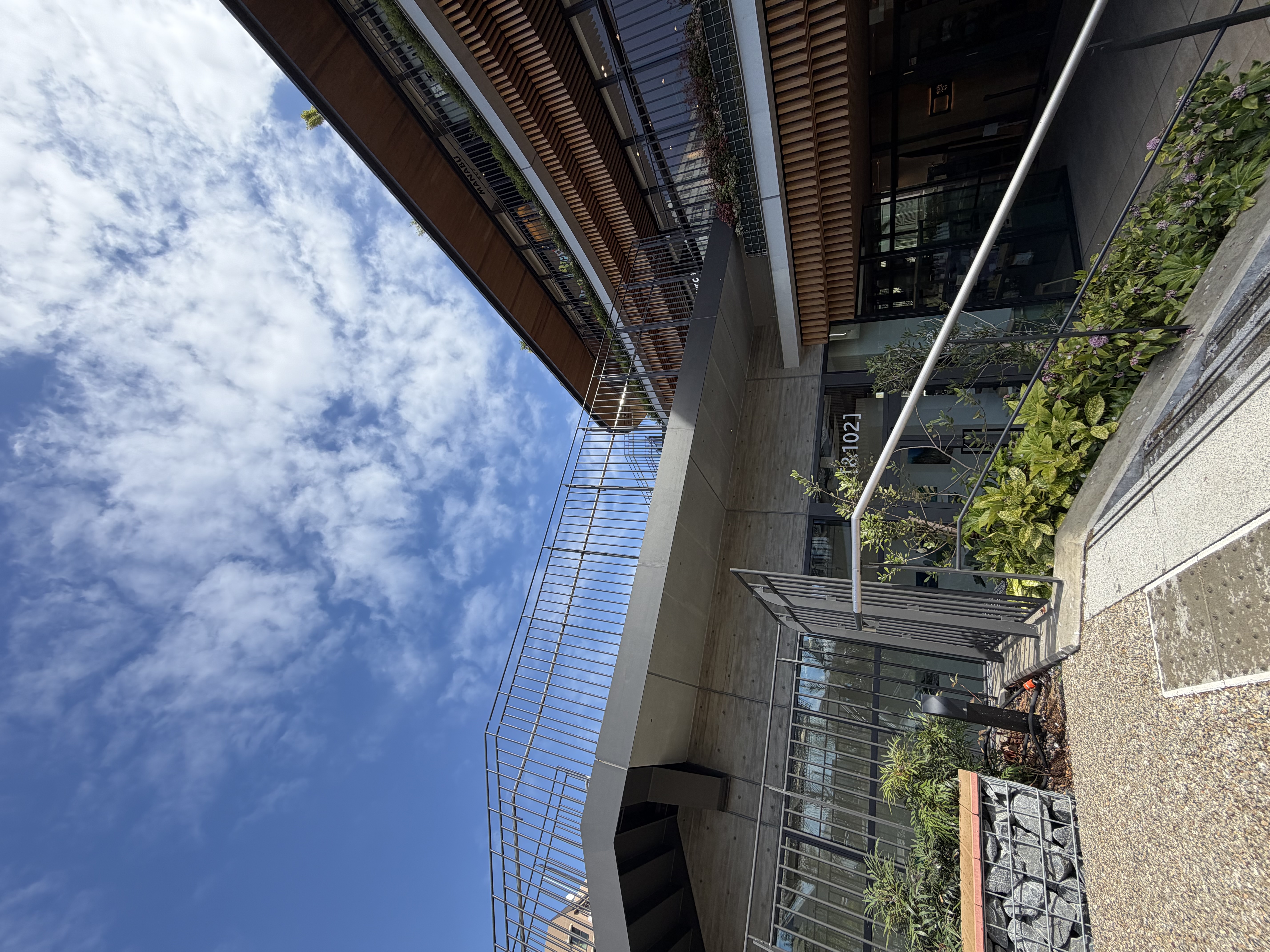 【明治神宮前〈原宿〉駅9分】外観