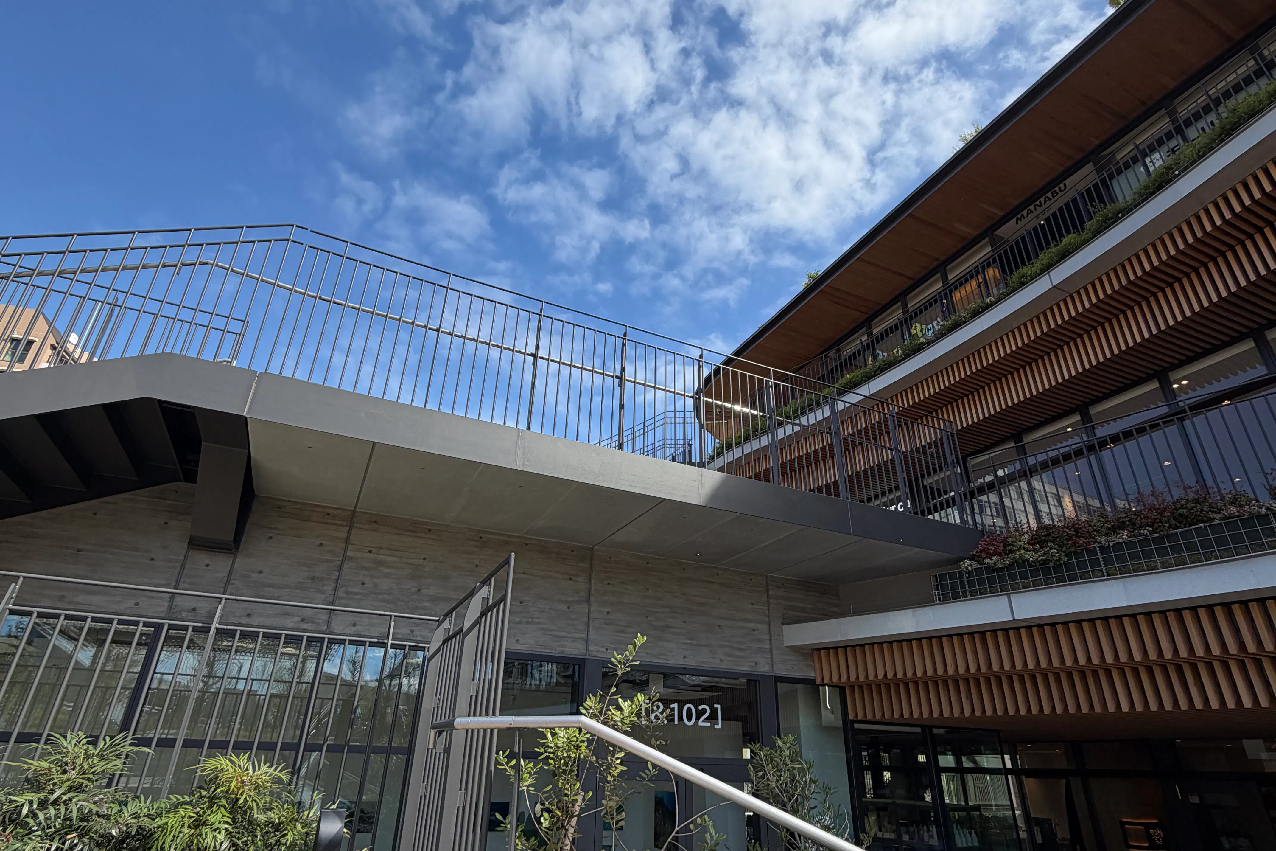 【明治神宮前〈原宿〉駅9分】 公園の緑と自然光に包まれたイベントスペース|販売サポート付き