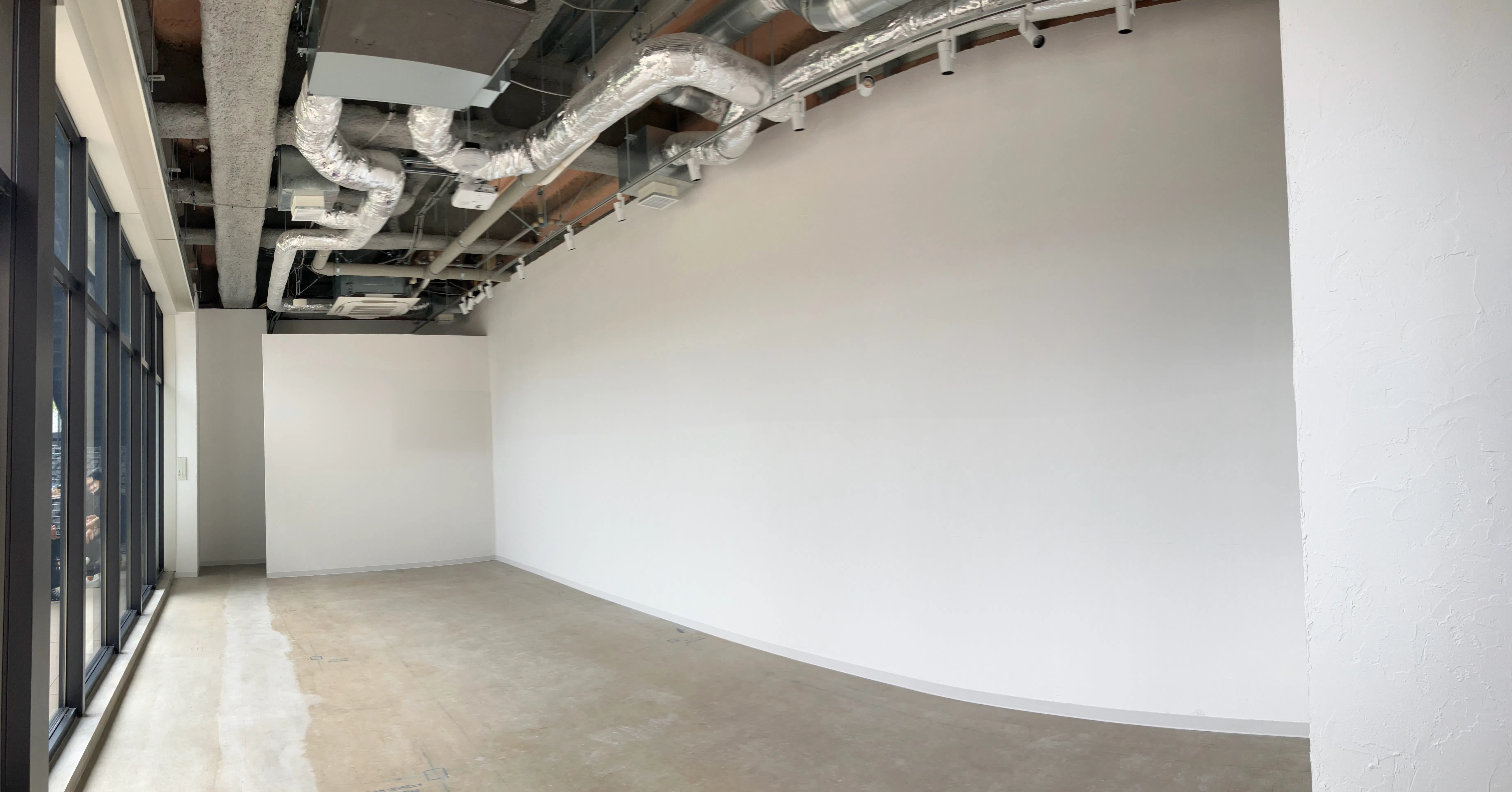 【明治神宮前〈原宿〉駅9分】 公園の緑と自然光に包まれたイベントスペース｜販売サポート付き