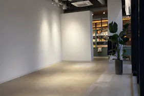 【明治神宮前〈原宿〉駅9分】 公園の緑と自然光に包まれたイベントスペース|販売サポート付き