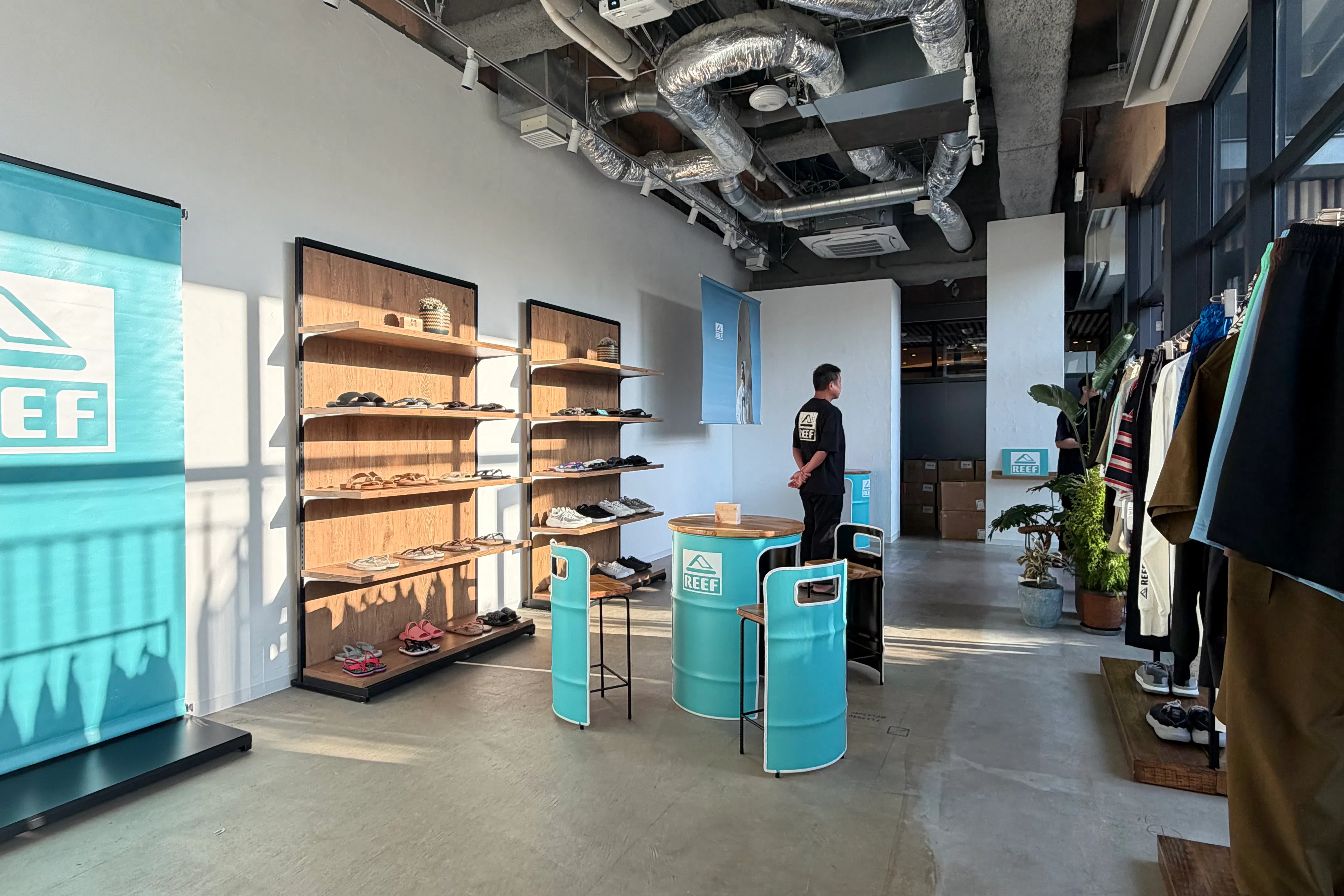 【明治神宮前〈原宿〉駅9分】 公園の緑と自然光に包まれたイベントスペース|販売サポート付き