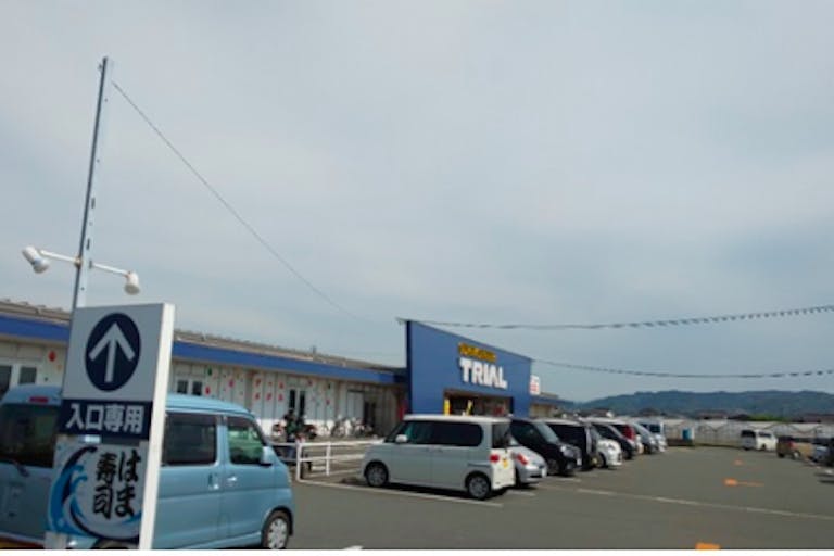 【スーパーセンタートライアル八女店】キッチンカー(調理営業)出店限定/屋外スペース※お好み焼き・たこ焼きはご利用不可の画像2