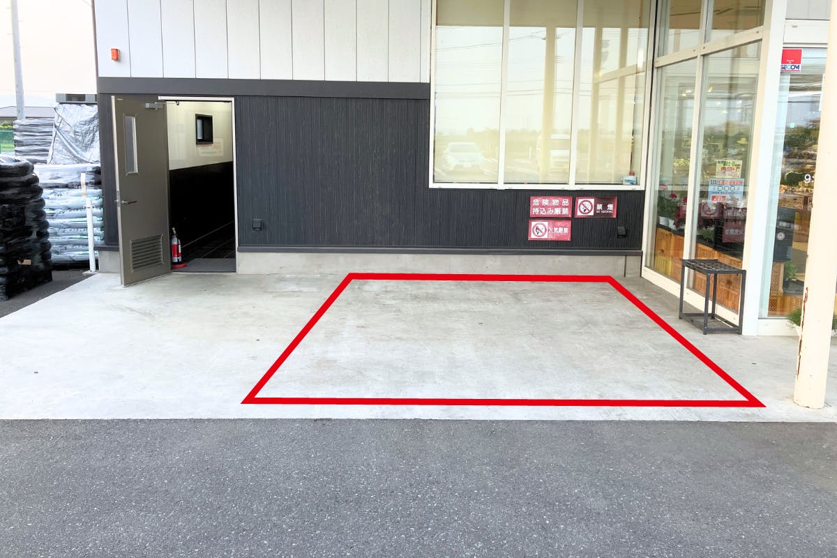 【おてんとさん涌谷店】販促プロモーションに最適な入口近くのレンタルスペースの画像