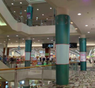 【イオンモール広島府中】モール内広告 柱巻き