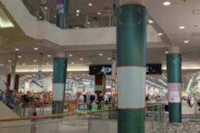 【イオンモール広島府中】モール内広告 柱巻き