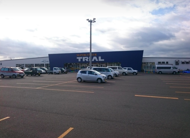 【スーパーセンタートライアル別保店】キッチンカー出店限定/屋外スペース※実施日12/31まで期間限定賃料