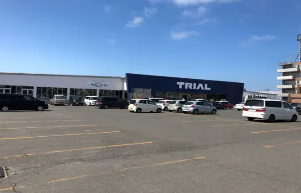 【スーパーセンタートライアル別保店】キッチンカー出店限定/屋外スペース