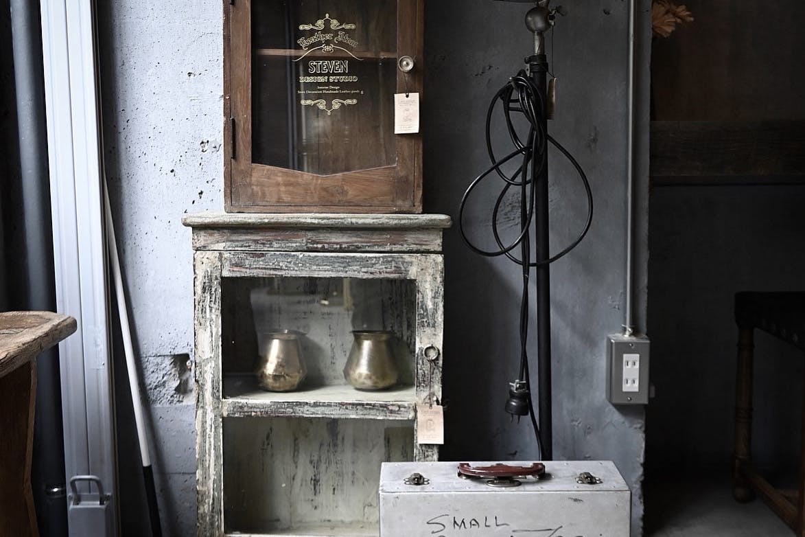 【早稲田駅5分】ポップアップストアや展示会に最適なアンティークな雰囲気な路面に面したレンタルスペース