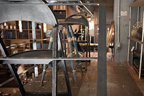 【早稲田駅5分】ポップアップストアや展示会に最適なアンティークな雰囲気な路面に面したレンタルスペース