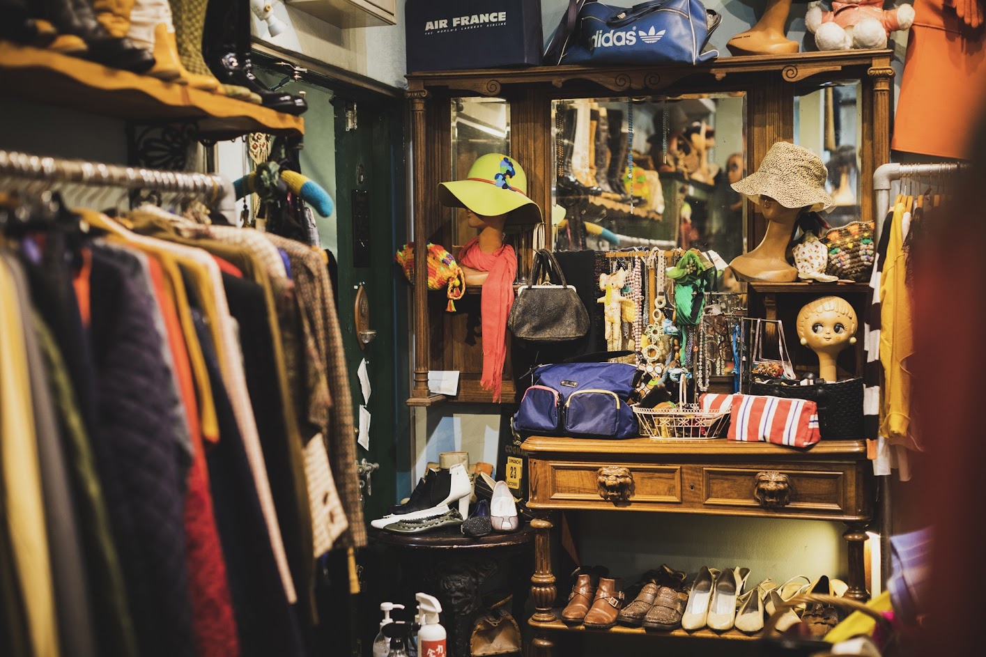 内観（入口付近）