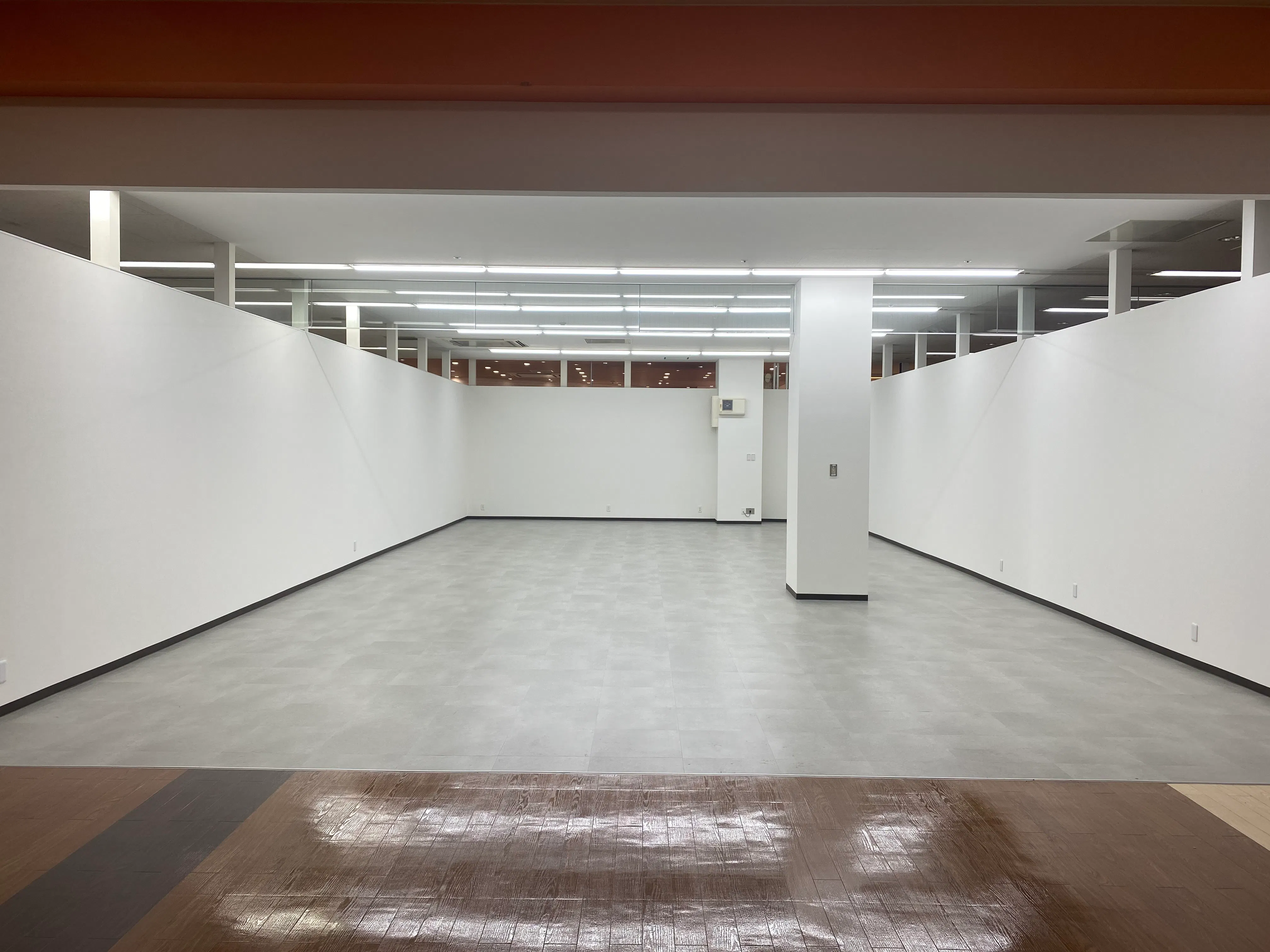 【フレスポ鳥栖】プロモーションや物販用途での利用が可能な商業施設の1区画貸出スペース