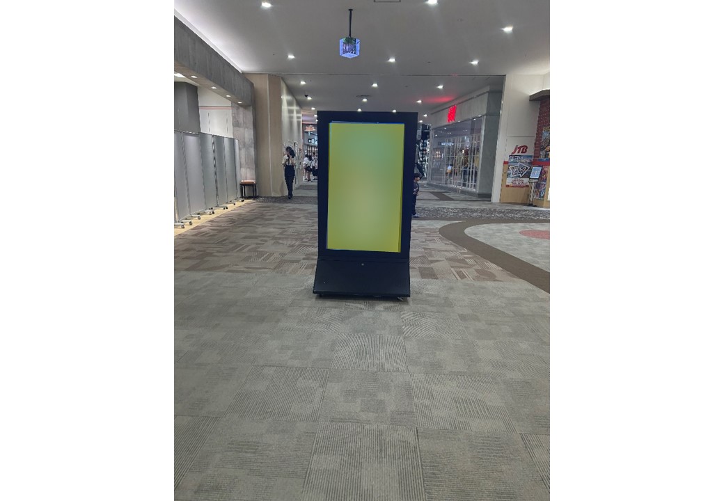 【イオンモール新小松】モール内広告 通路サイネージ