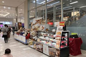 【イオンモール京都五条】1F 東エスカレーター横