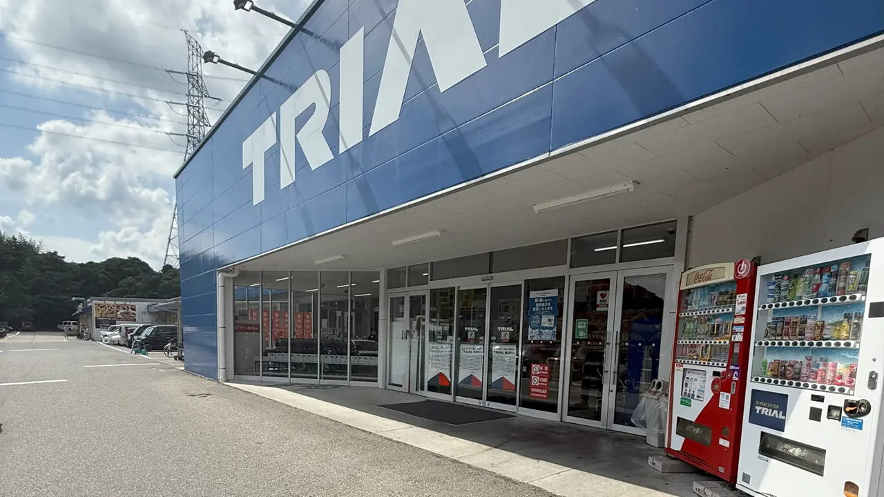 【スーパーセンタートライアル遠賀店】食物販の出店が可能なトライアルマルシェ(キッチンカー/テント・スペース)※からあげNG