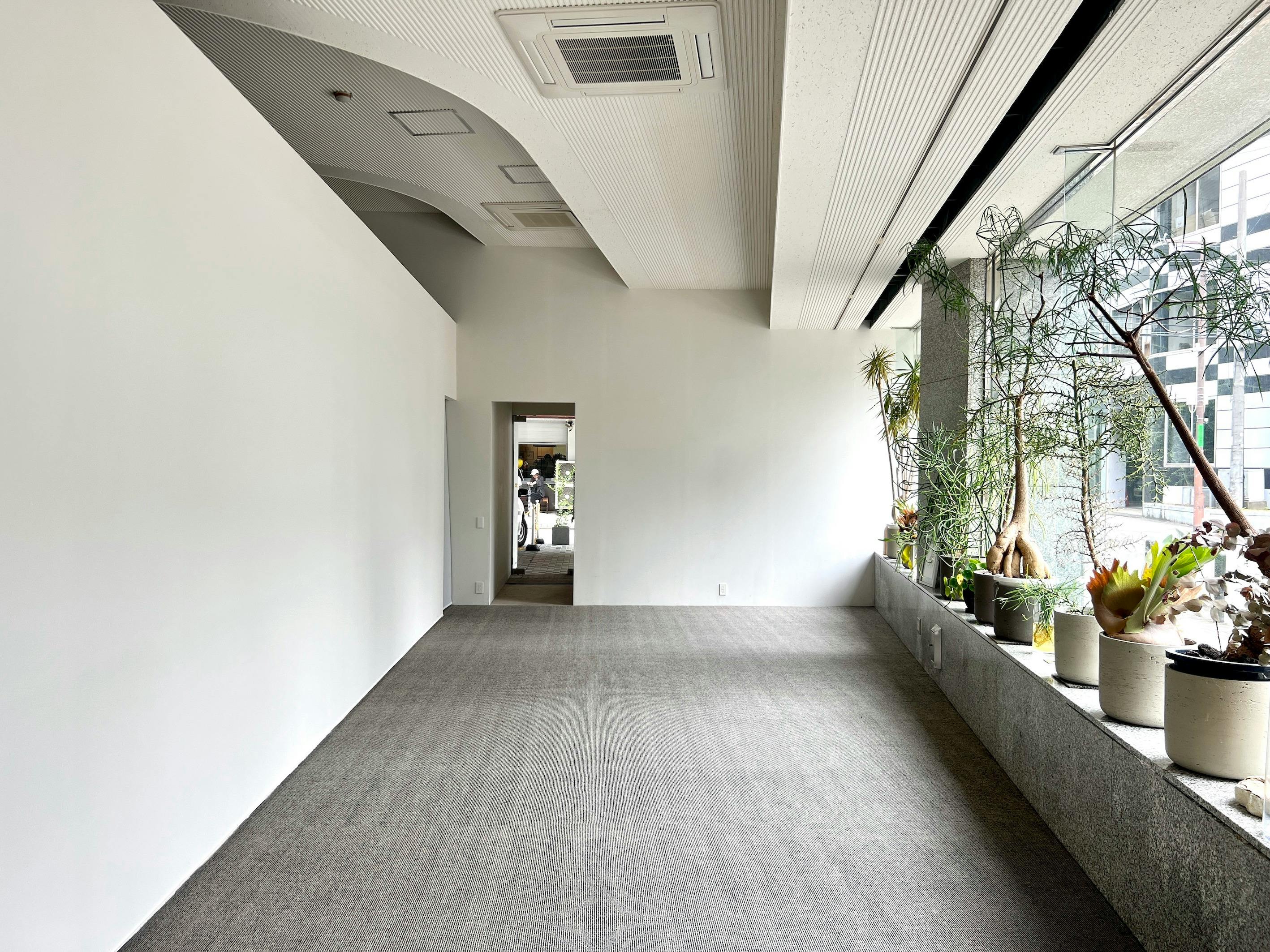 【NEW OPEN|天神駅徒歩5分】撮影・展示会・ポップアップに最適な、自然光があふれる路面スペース ※オープン記念限定価格