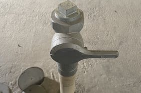 【長浜大手門通り商店街】ポップアップや販促イベントに適した長浜駅徒歩圏内でアーケードに面したスペース