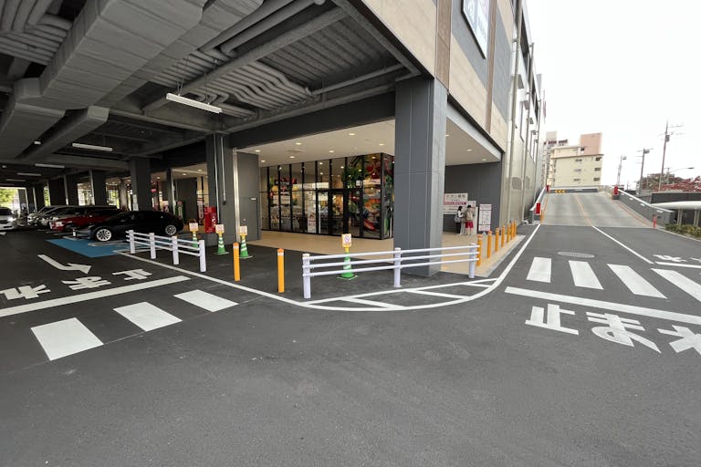 【イオンスタイル赤羽】各種プロモーション、キッチンカー出店に最適な北出入口側の屋外イベントスペースの画像1