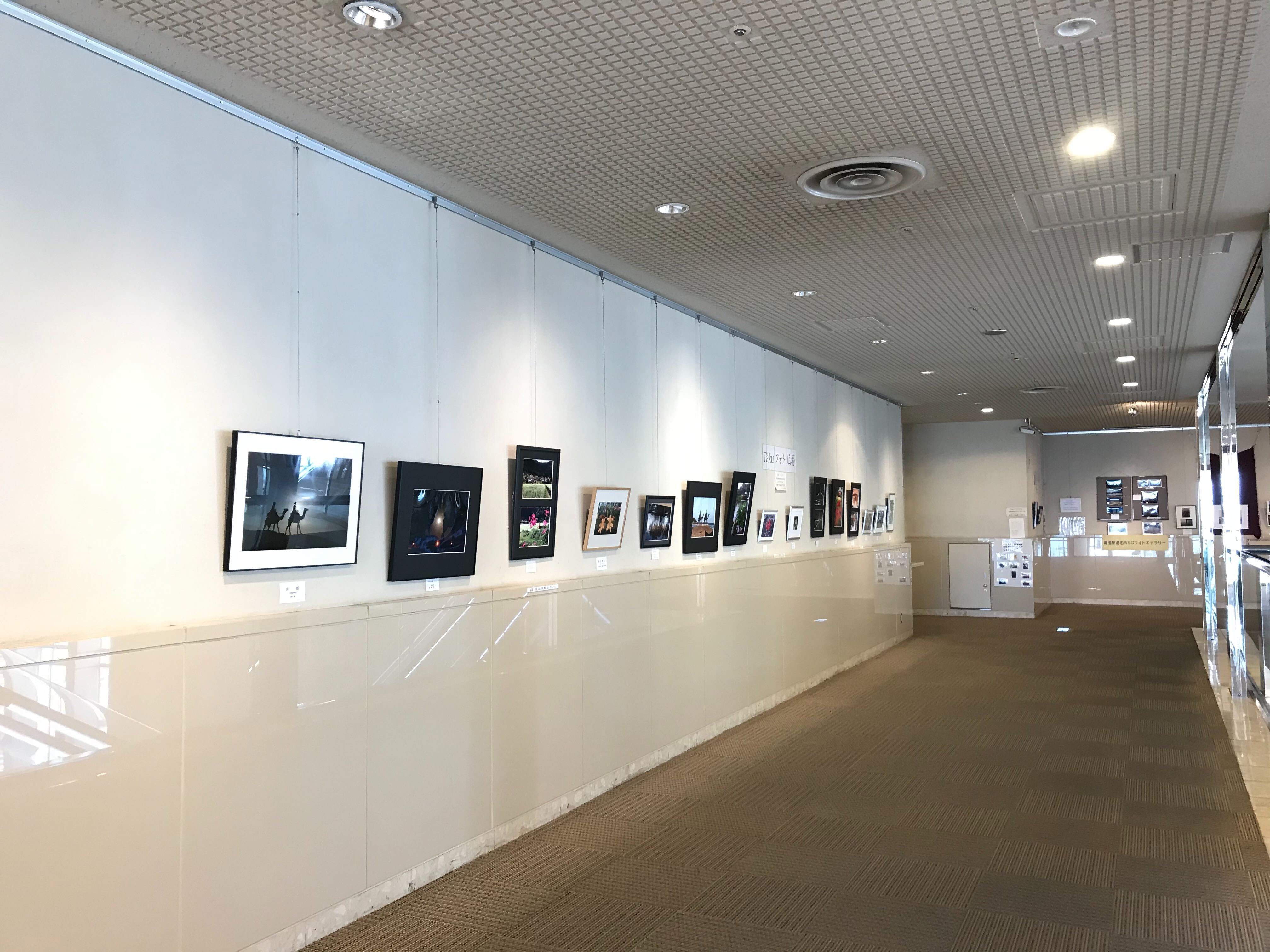 【ワールドビジネスガーデン】展示会や販売促進活動に適したエスカレーター横のイベントスペース(マリブダイニング3階)