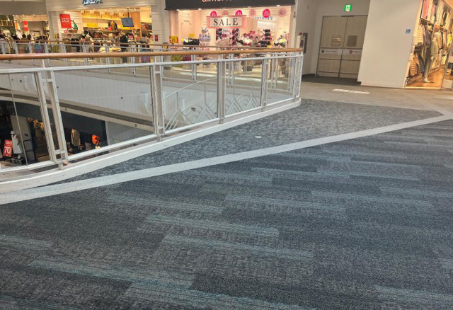 【イオンモール東浦】ティップトッププラスポケット前デッキ