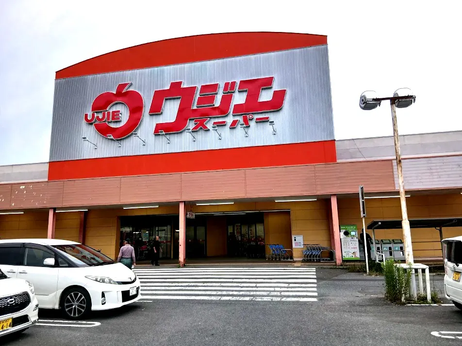 【ウジエスーパー飯野川店】販促プロモーションや食物販に最適な軒下スペース