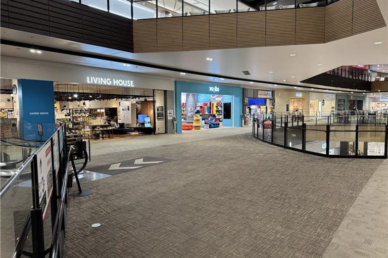 【イオンモール幕張新都心】リビングハウス前の画像1