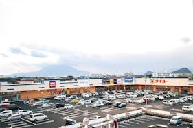 【フレスポ国分】PRイベントに適した、商業施設の中央半屋外スペース