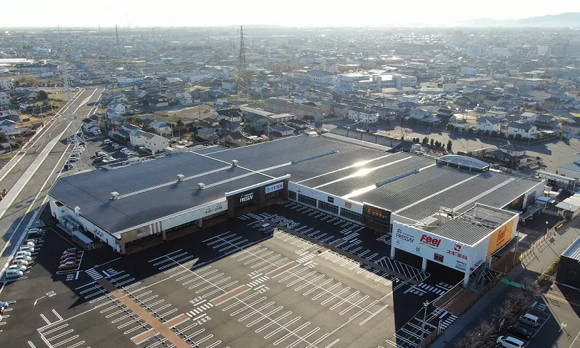 【スーパーセンターフィール】車両展示等の屋外プロモーションイベントに最適な施設敷地内にある屋外イベントスペース