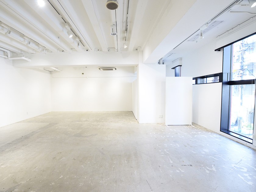 窓からの採光が抜群です