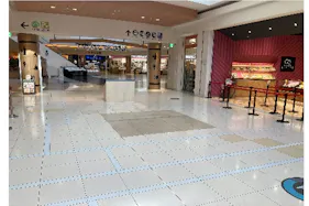 【ららぽーと横浜】1階 ノースカーブモール入口