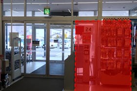 【西友 豊科店】入口横 プロモーション用途や物販、食物販のポップアップストアに最適なスーパー店内催事イベントスペース