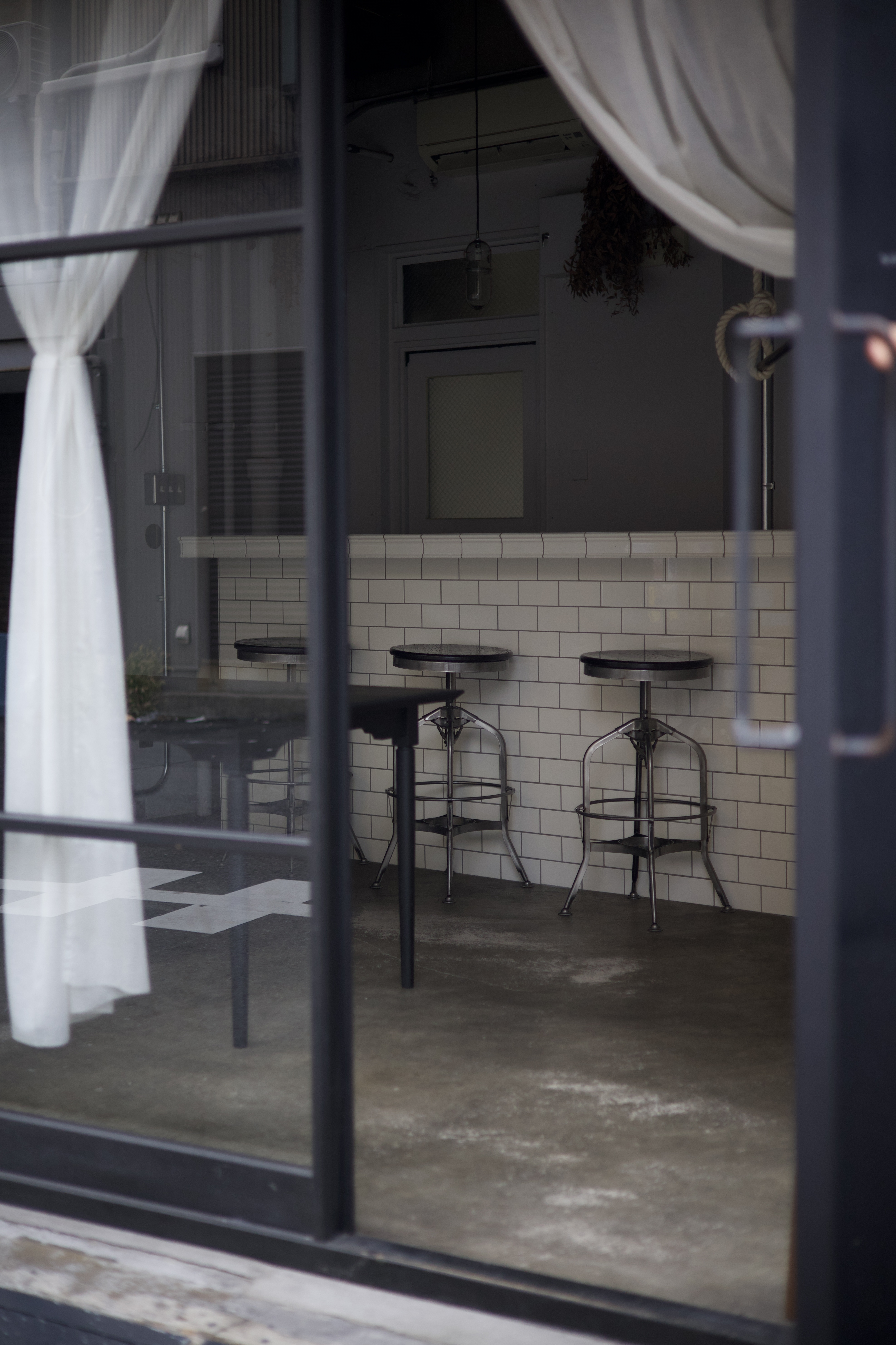 【桜川駅1分】ポップアップストアやワークショップにおすすめ！タイルカウンター付きの路面レンタルスペース