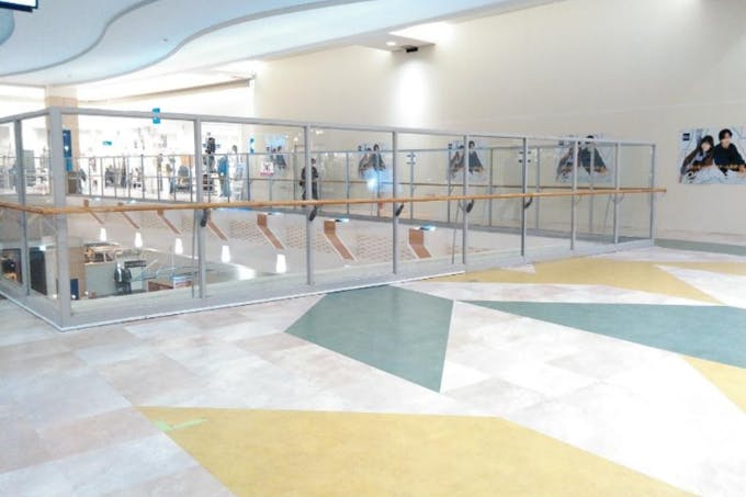 【イオンモールナゴヤドーム前】各種プロモーションや物販、に最適なRight-on前のイベントスペース