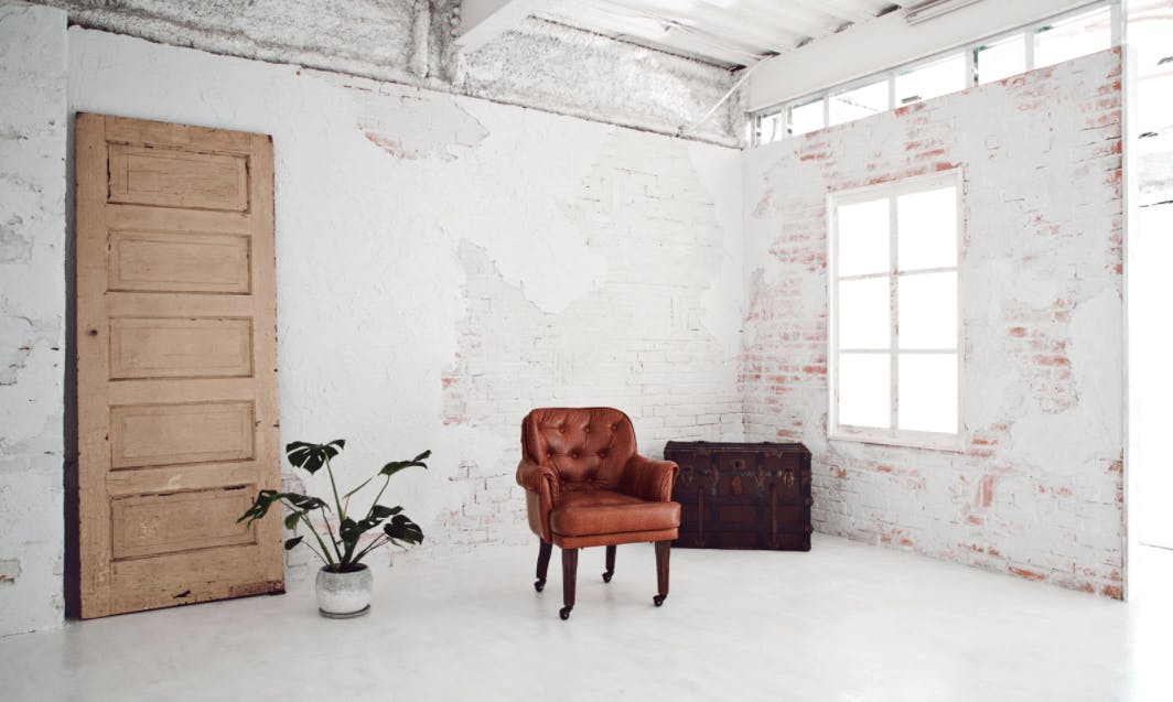 【本町駅5分】撮影や展示会に適した自然光豊かに差し込む明るい雰囲気のスタジオ