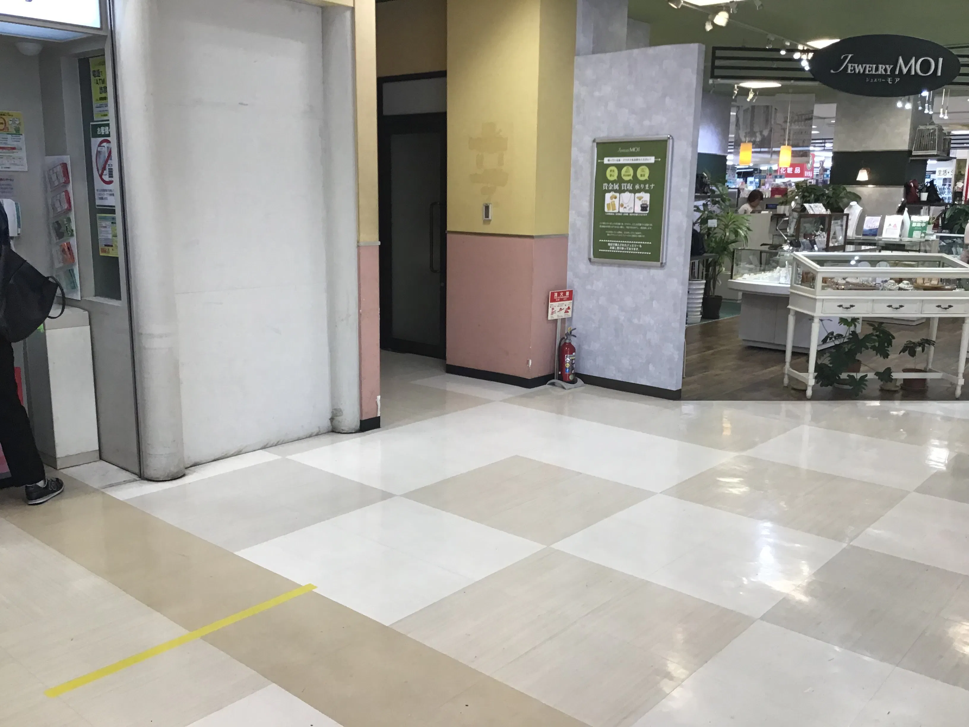 【天満屋ハピータウン岡北店】1F入口横 各種プロモーション、会員獲得イベントに最適な屋内催事イベントスペース